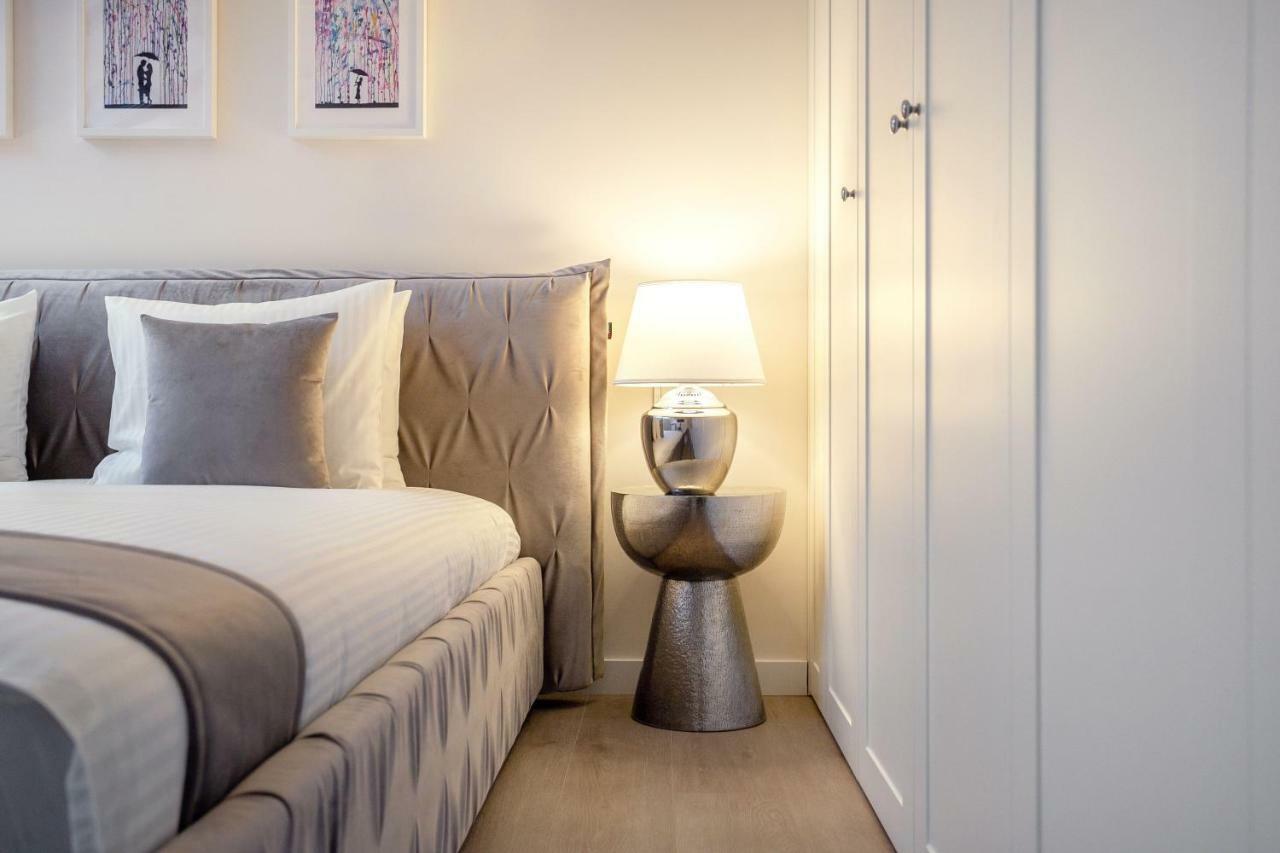 Luxury For Everyone - Hills Park Lux Apartments 1 VNO Buitenkant foto